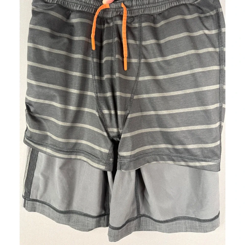 Lululemon Pace Breaker Shorts Mens M Gray Lined Athletic Running Training 9in